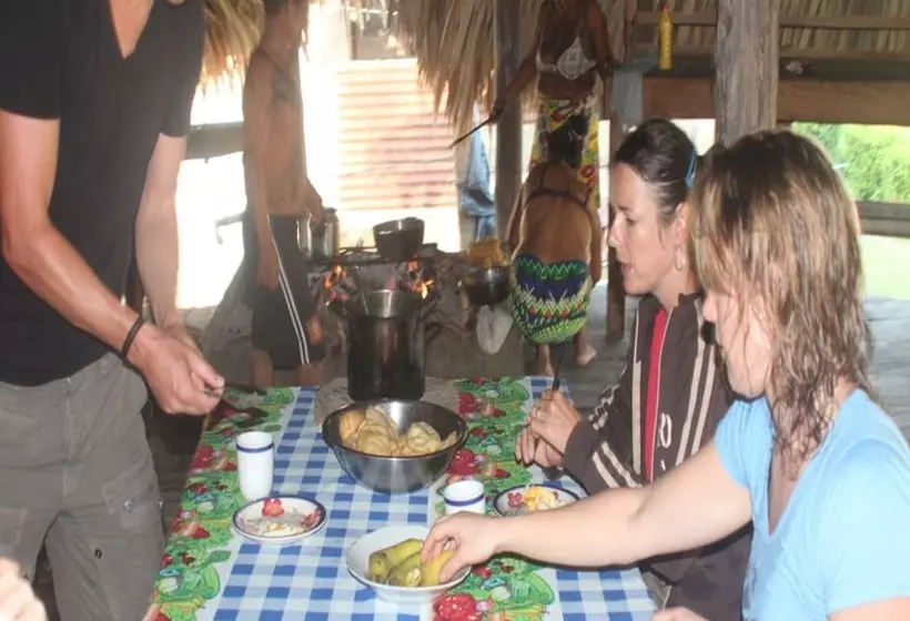 ホテル Hospedaje Casa Cultural Wounaan