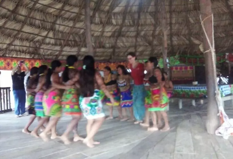 ホテル Hospedaje Casa Cultural Wounaan