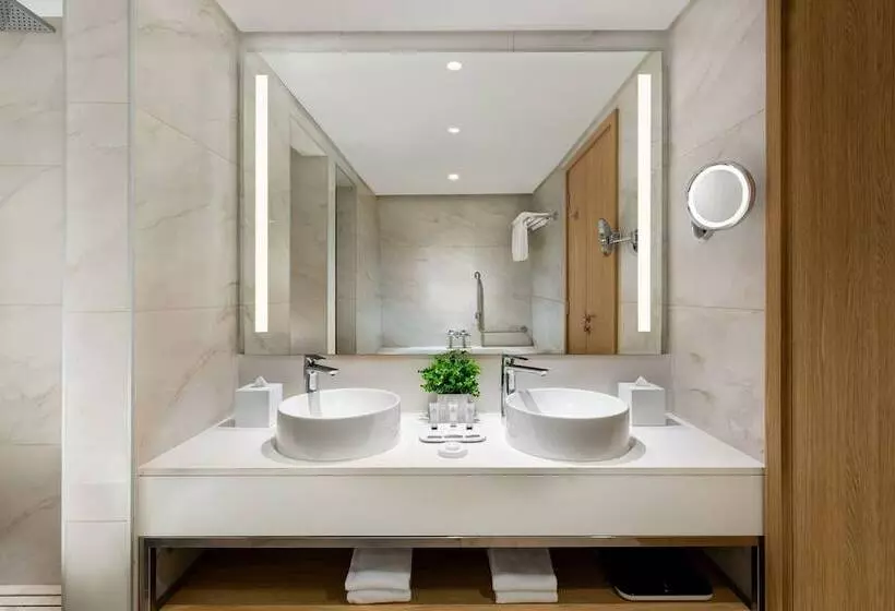هتل Millennium Place Mirdif