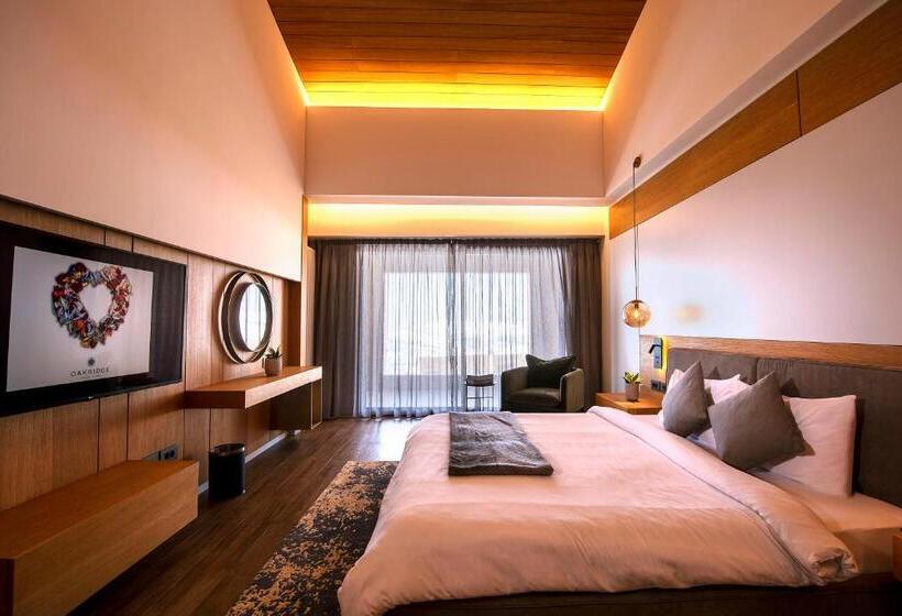 Oakridge Hotel & Spa