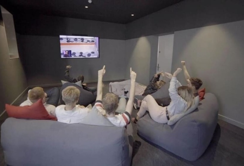 펜션 Heyday Student Living