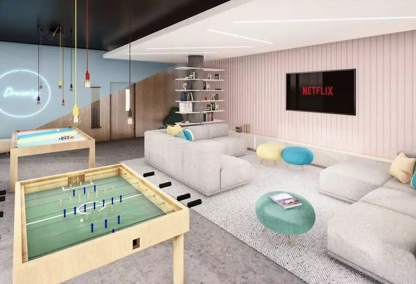 پانسیون Heyday Student Living