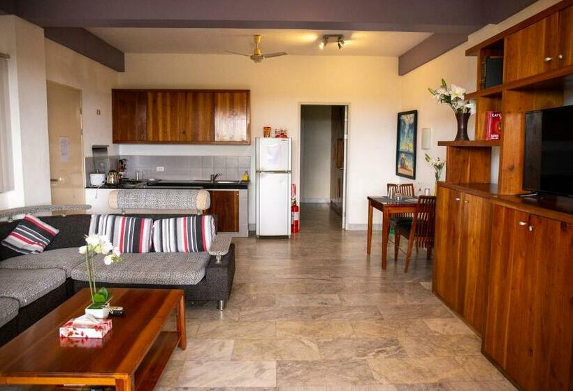 ペンション Seaview Hills Luxury Apartments & Rooms