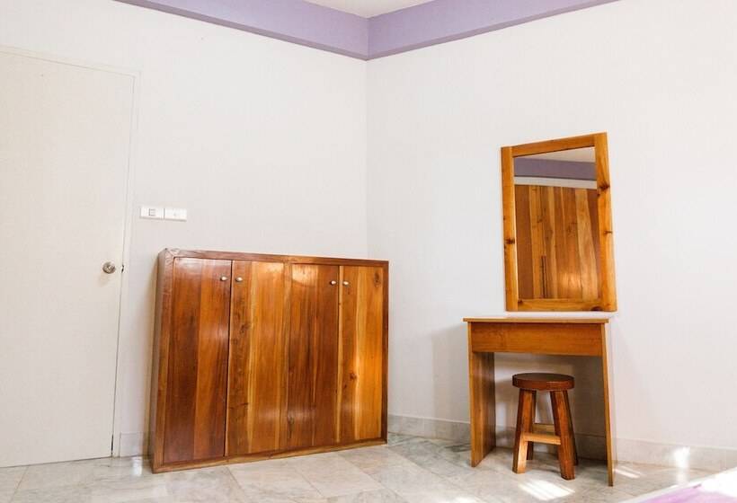 ペンション Seaview Hills Luxury Apartments & Rooms