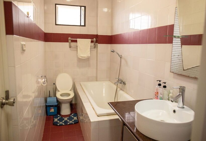 ペンション Seaview Hills Luxury Apartments & Rooms