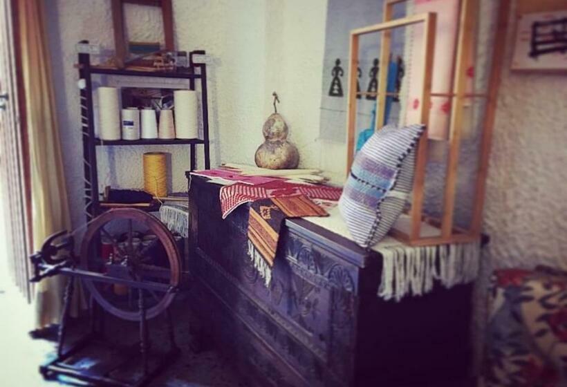 مبيت وإفطار Casa Brujana