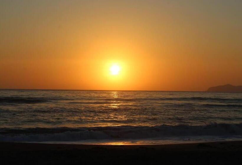 مبيت وإفطار Casa Brujana