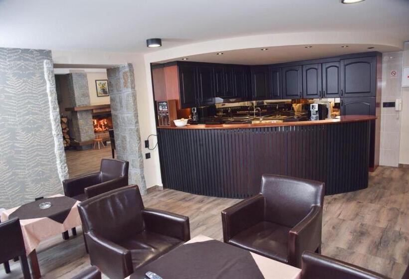 تختخواب و صبحانه Villa Mramor