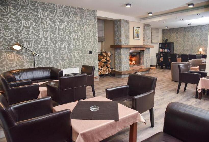 تختخواب و صبحانه Villa Mramor