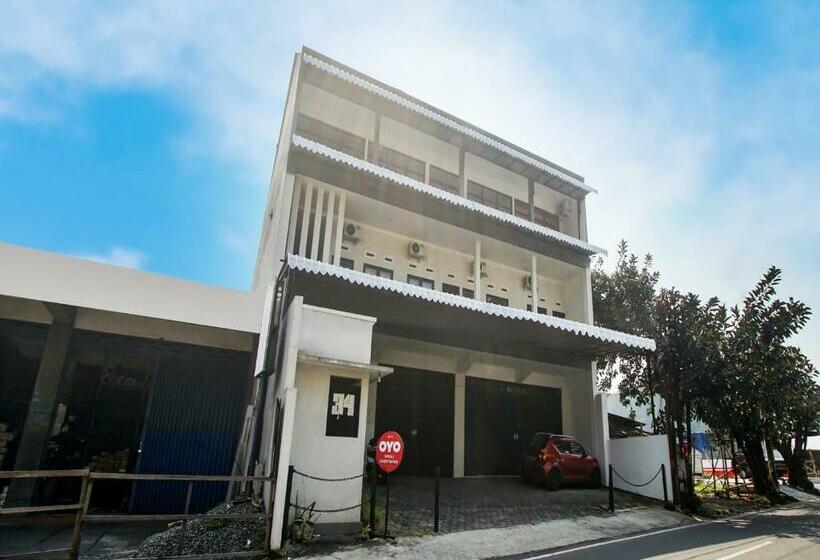 酒店 Oyo 90904 Sukali Guesthouse