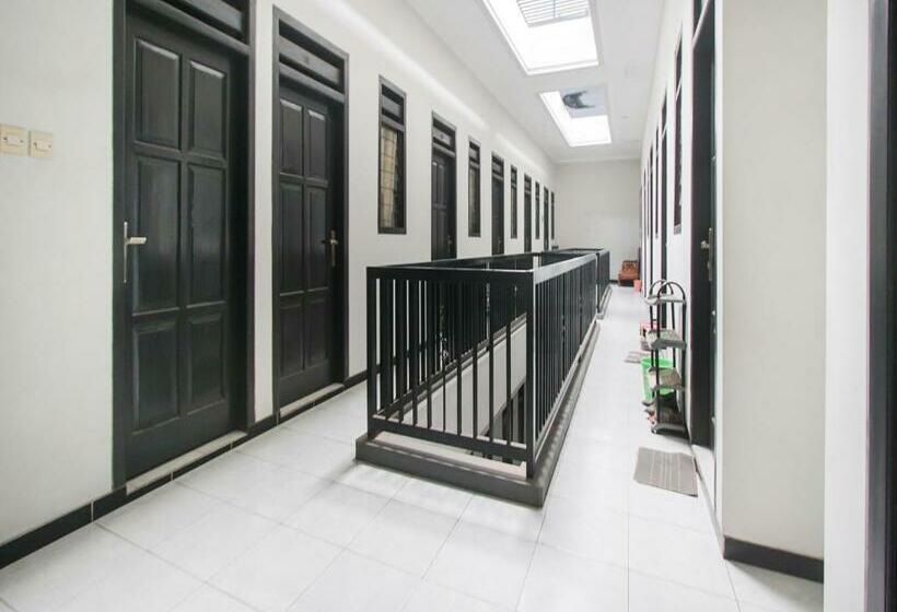 酒店 Oyo 90904 Sukali Guesthouse