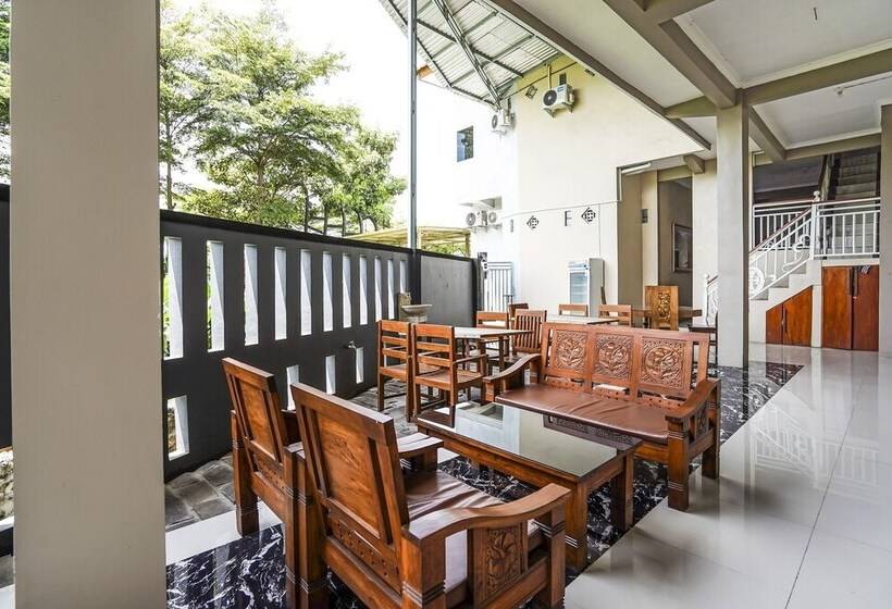 酒店 Oyo Flagship 90886 Sunset View Homestay