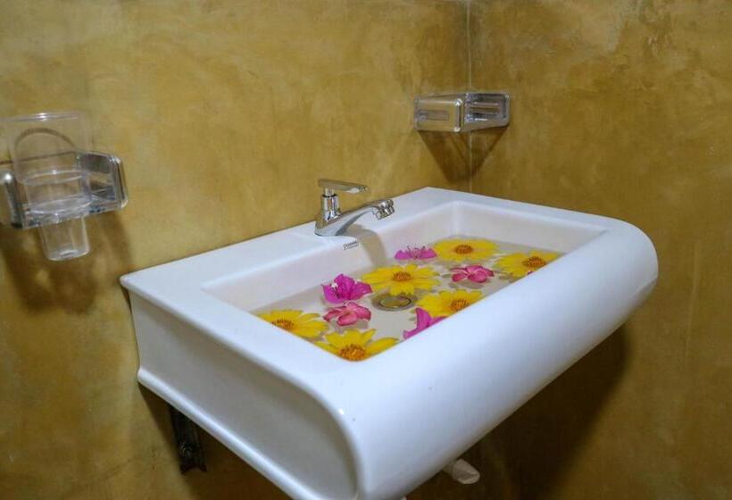 호텔 Reddalf S Holiday Resorts