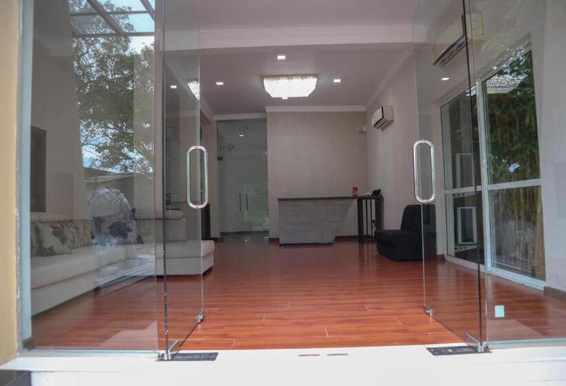 호텔 Reddalf S Holiday Resorts