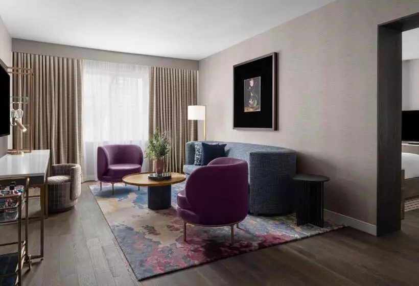 هتل The Dorian, Autograph Collection