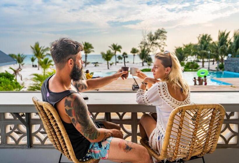 فندق You&me Resort