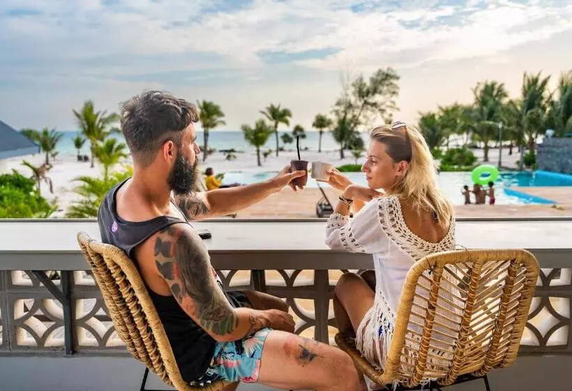 Hotelli You&me Resort