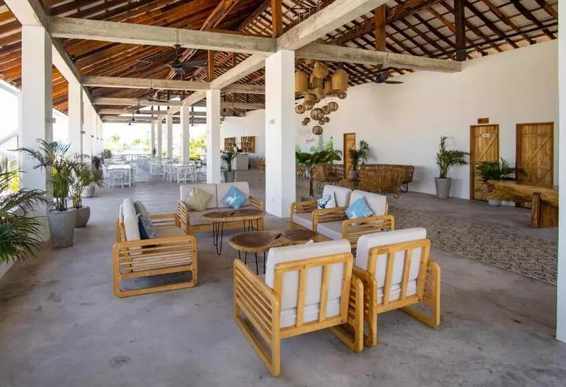 Hotelli You&me Resort