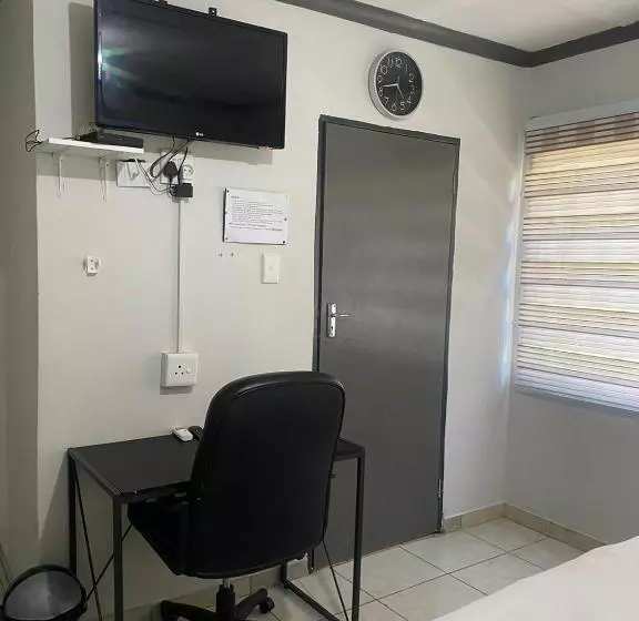 ペンション Liam Travel Inn