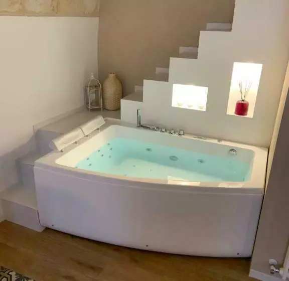 Majatalo Maison Chene Con Vasca Idromassaggio