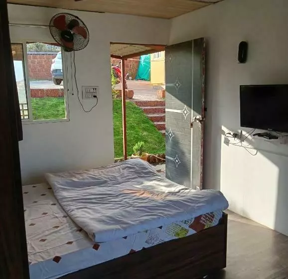 Lomakeskus Western Valley Cottages , Panchagani