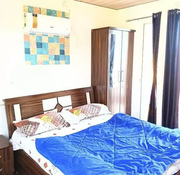 Lomakeskus Western Valley Cottages , Panchagani