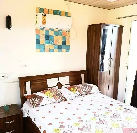 Lomakeskus Western Valley Cottages , Panchagani
