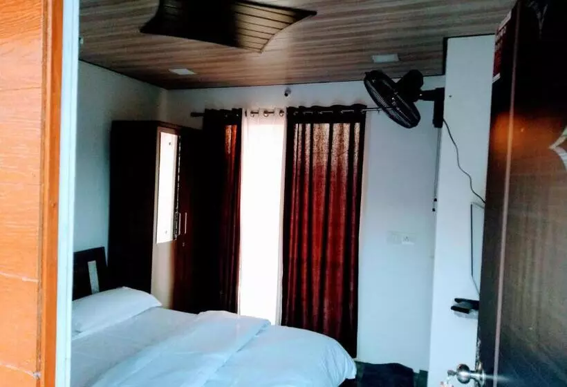 Lomakeskus Western Valley Cottages , Panchagani