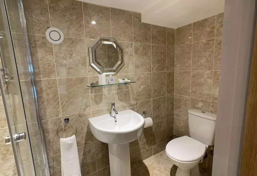 Swan House Tea Room And Bed & Breakfast