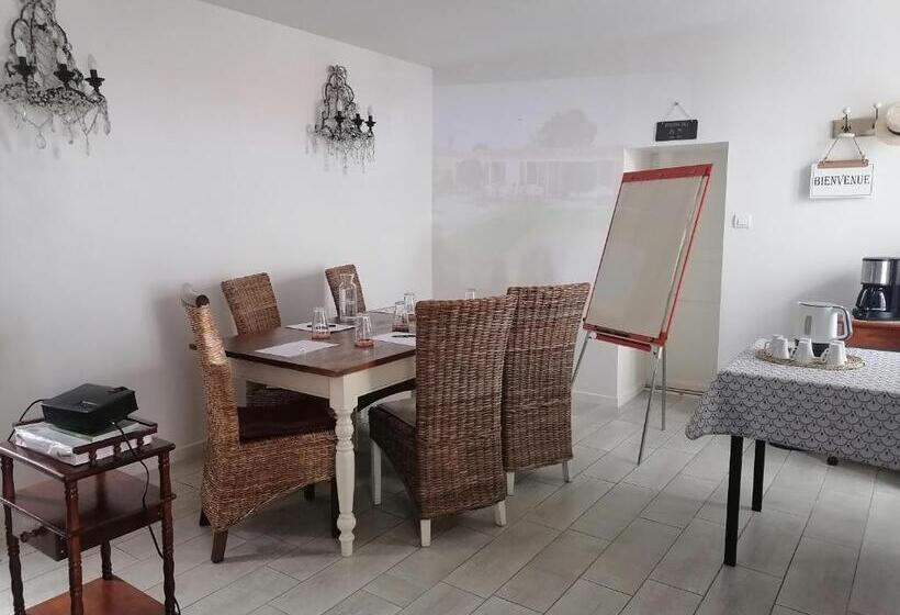 민박 La Longère Des Olonnes