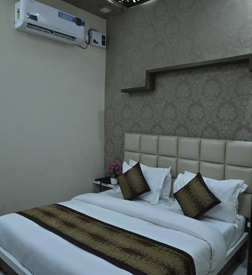 هتل Guntas Residency