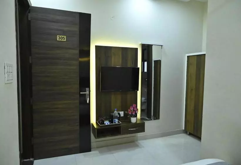 Hotel Guntas Residency
