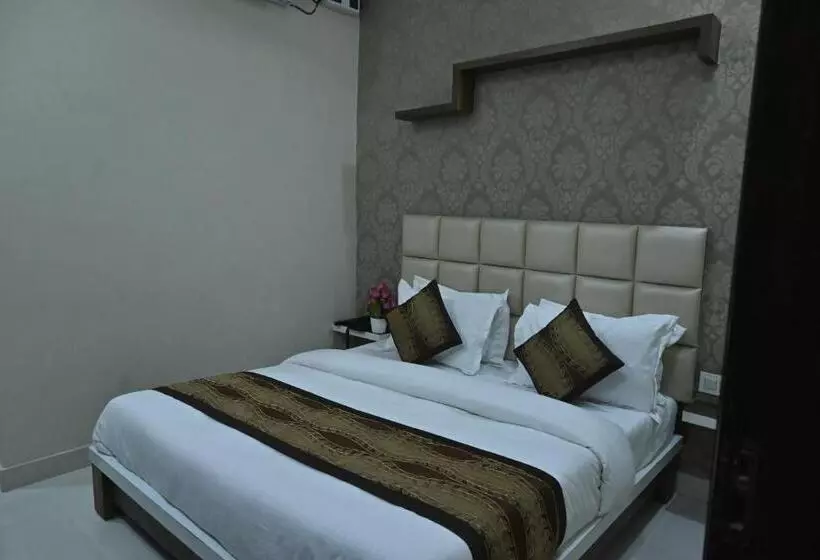 Hotel Guntas Residency