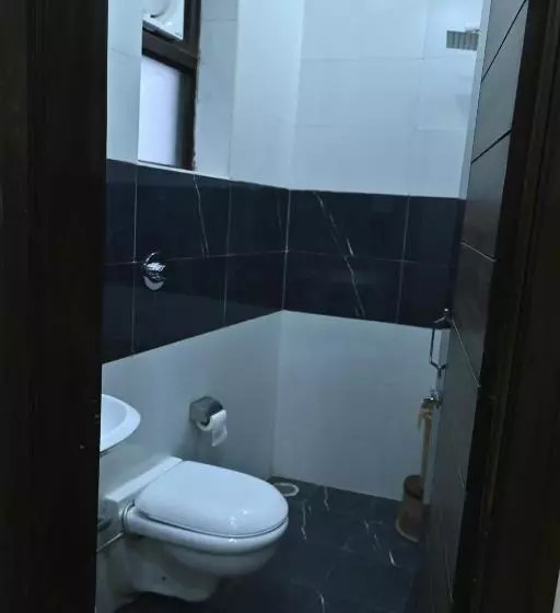 Hotel Guntas Residency
