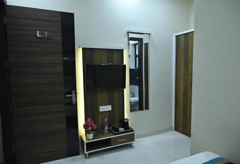 هتل Guntas Residency