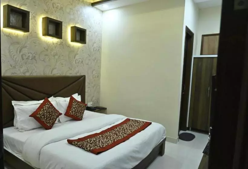 Hotel Guntas Residency