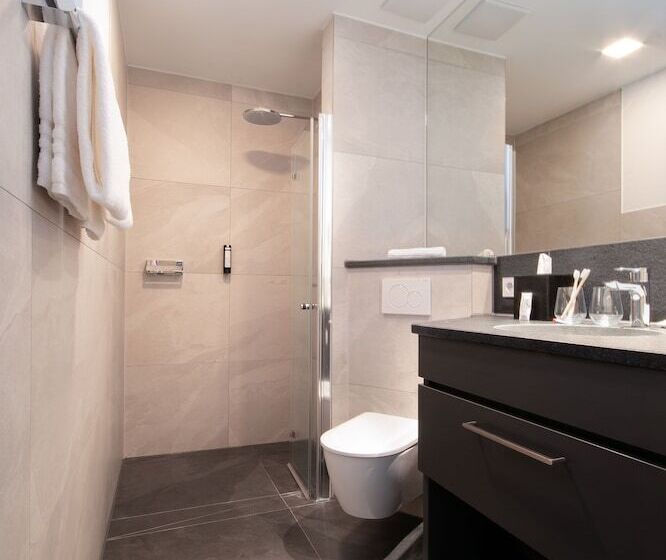 ホテル Kupferzell