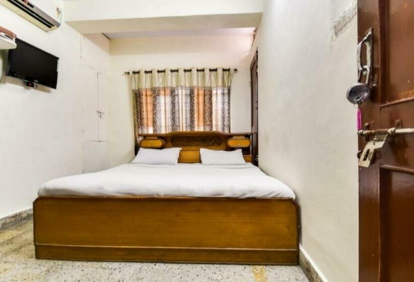 Hotel Oyo 85197 Krishna Athithi Bhawan