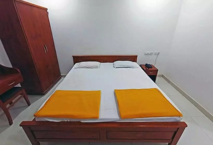 هتل Staymaker Shri Shakti Residency