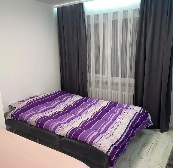 ペンション Holiday 88