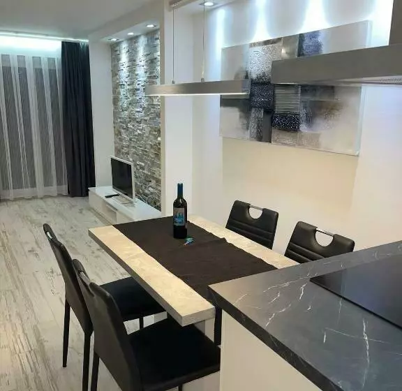 ペンション Holiday 88