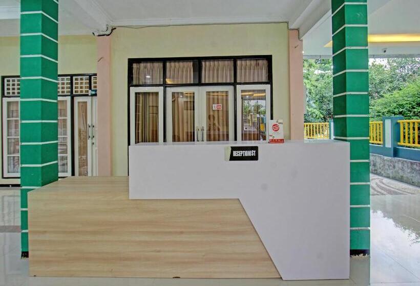 ペンション Guest House Universitas Mataram