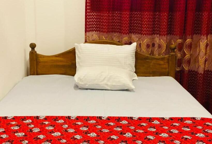 هاستل Muru S Place