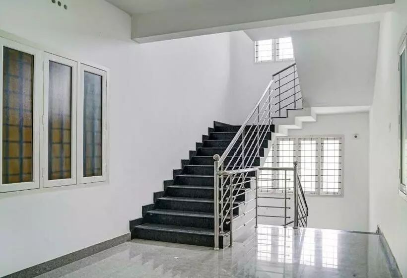 ホテル Collection O 85602 Ecstasy Appartment