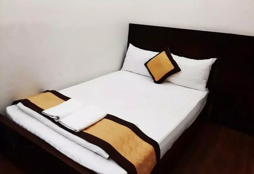 هتل Reddoorz Khang Manh