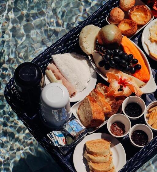 پانسیون Nori Pousada