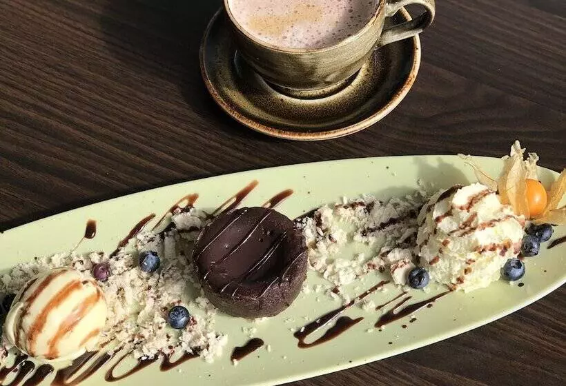 Aurora Hotel At Reykjavik Keflavik Airport Terminal Kef