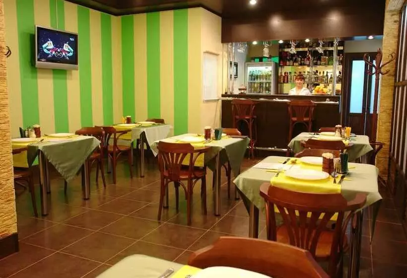 ホテル Alexander House