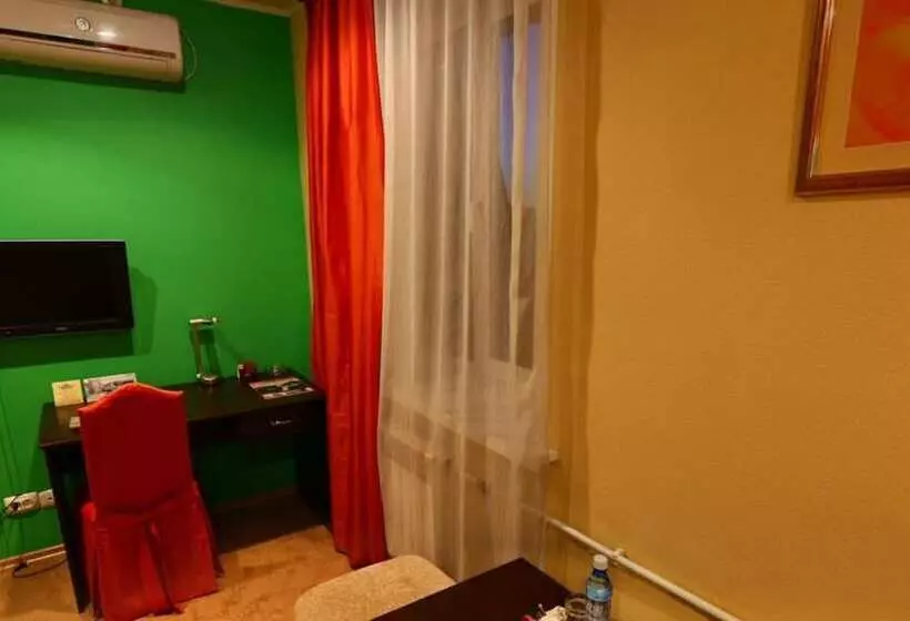 ホテル Alexander House