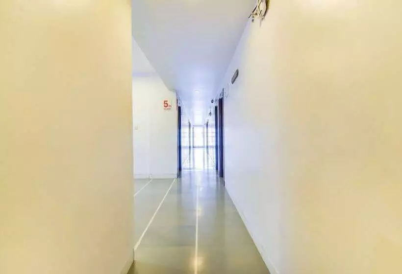 Fabhotel Ashish Plaza